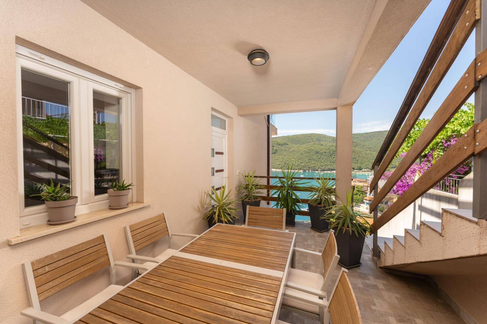 Apartments Palma Rabac Exterior foto